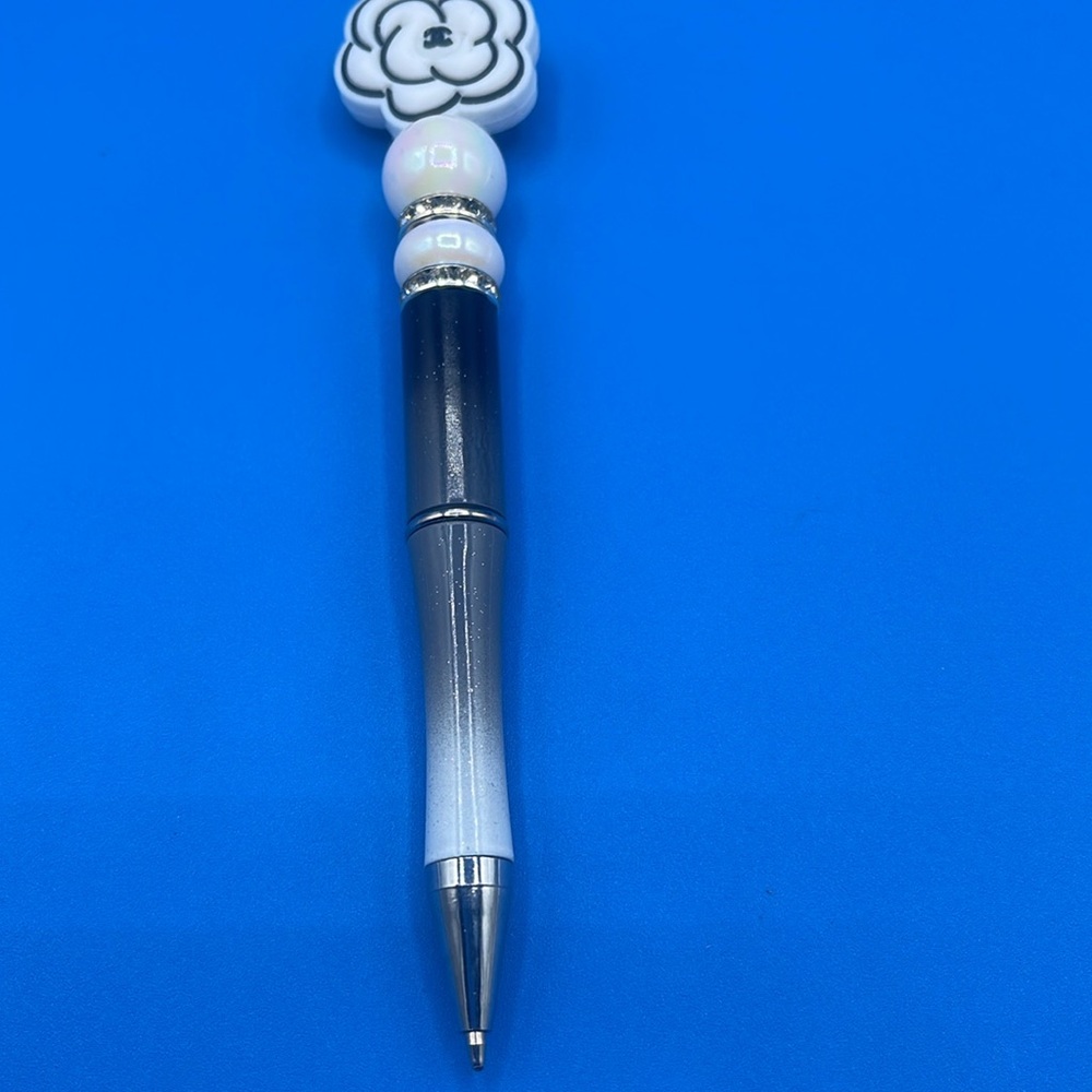 Handmade Custom refillable pen - Picture 3 of 6